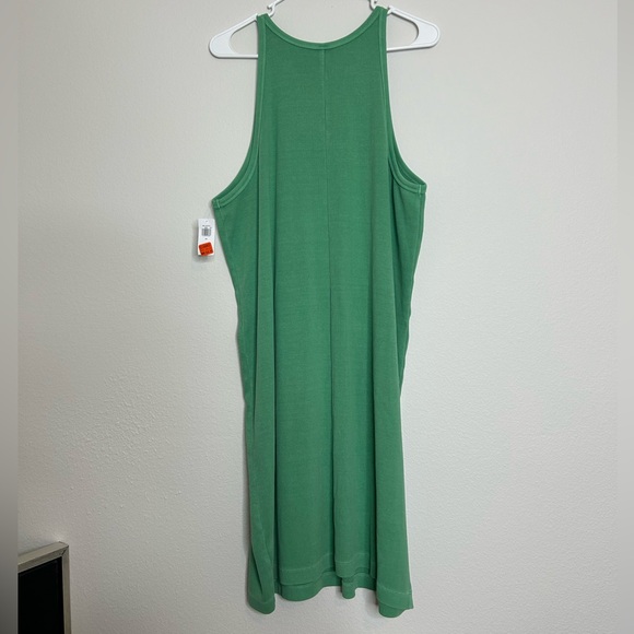 NWT - Old Navy Green Dress- Size 3X - Picture 2 of 3